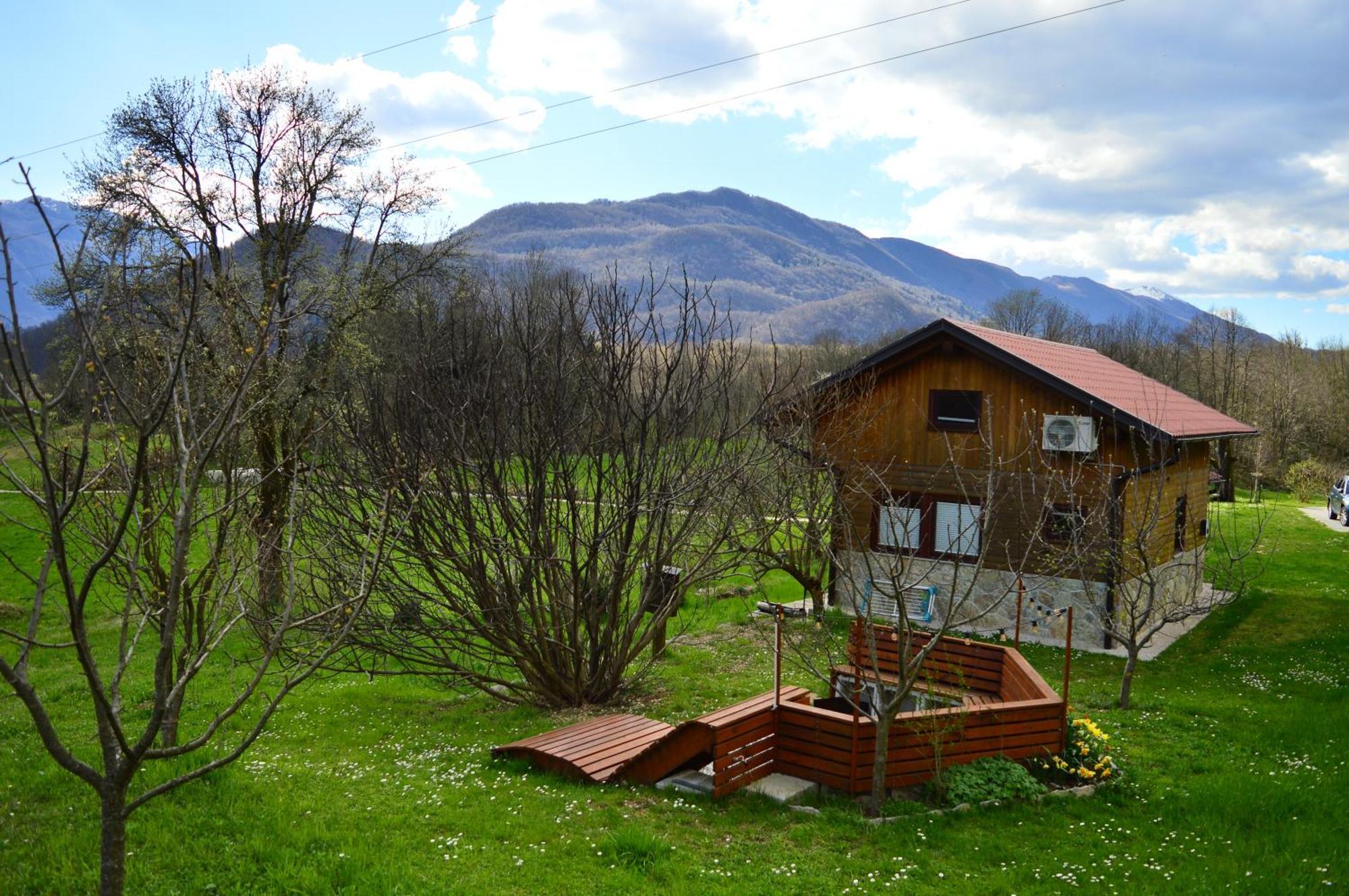 Sleeping with the bees Kozjak Kobarid Buitenkant foto