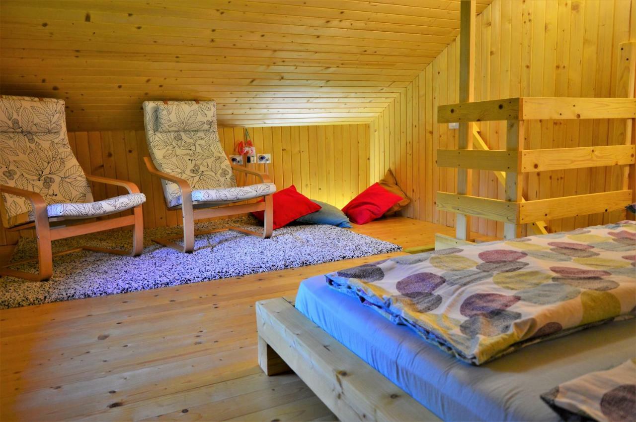Sleeping with the bees Kozjak Kobarid Buitenkant foto